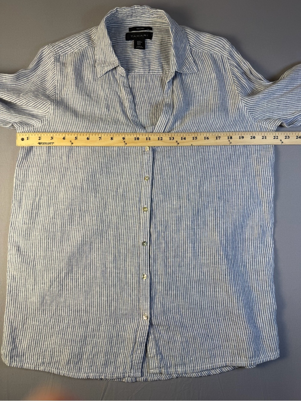 100% Linen Tahari Women’s Blue & White Striped Button-Up Shirt Oversized Size M - Picture 2 of 6